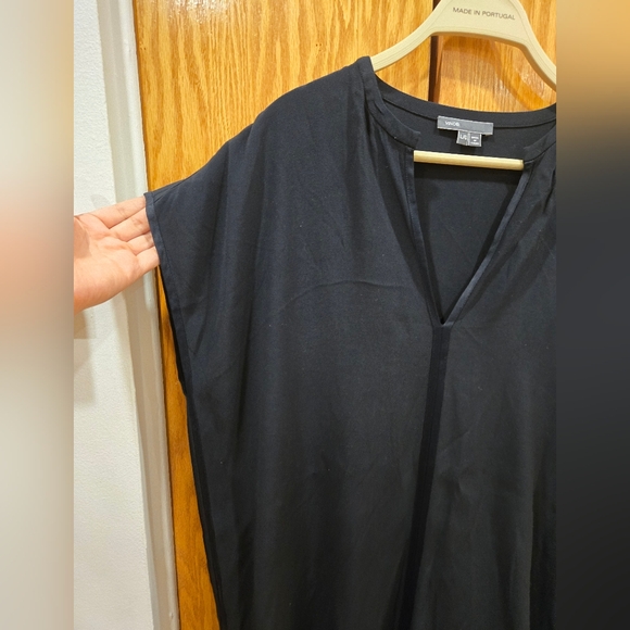 Vince Navy V Neck Short Sleeve Satin Back Tunic Dress Sz L - Picture 3 of 9